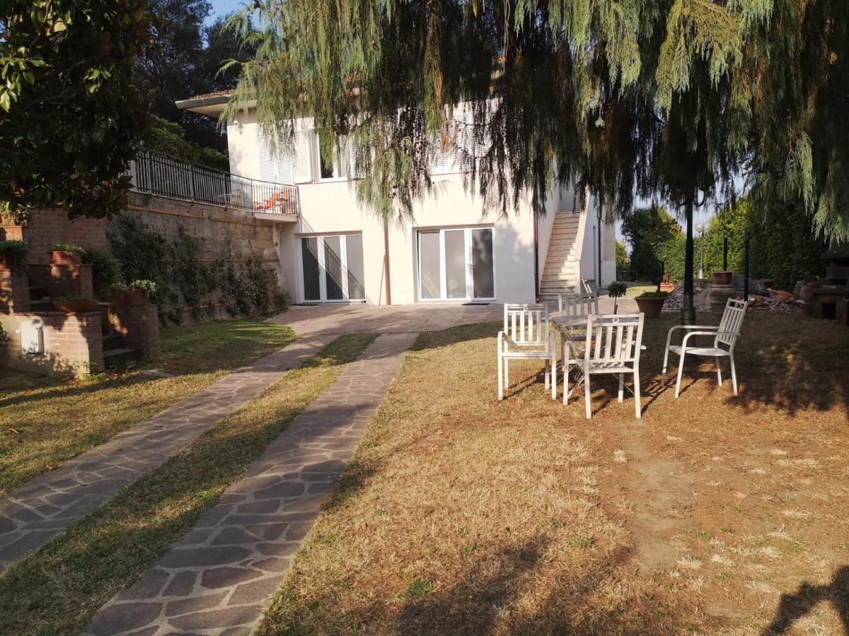 Santa Maria a Monte B&B Le Rose Di Paola المظهر الخارجي الصورة